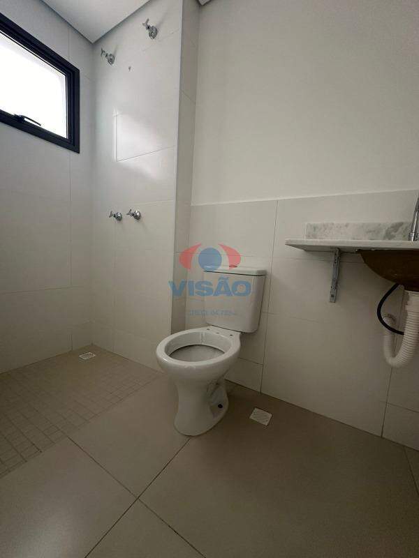 Apartamento para aluguel no Jardim Santiago: 