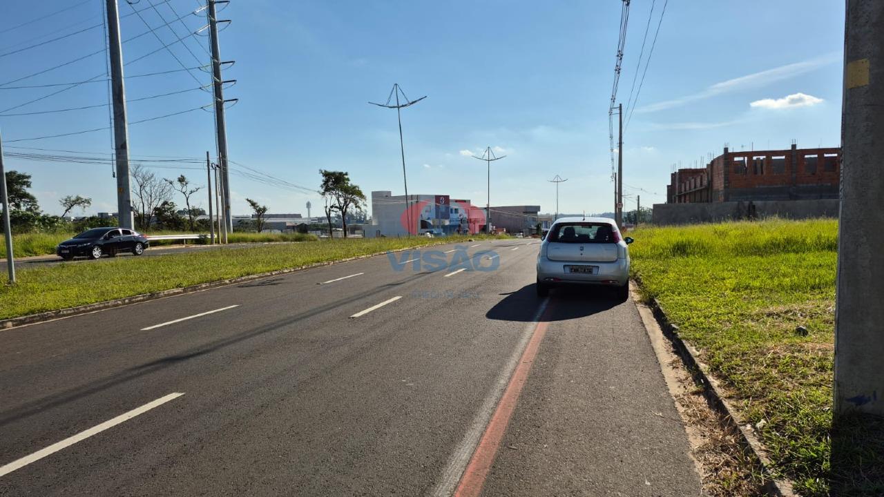 Terreno à venda no Jardim Bom Sucesso: 