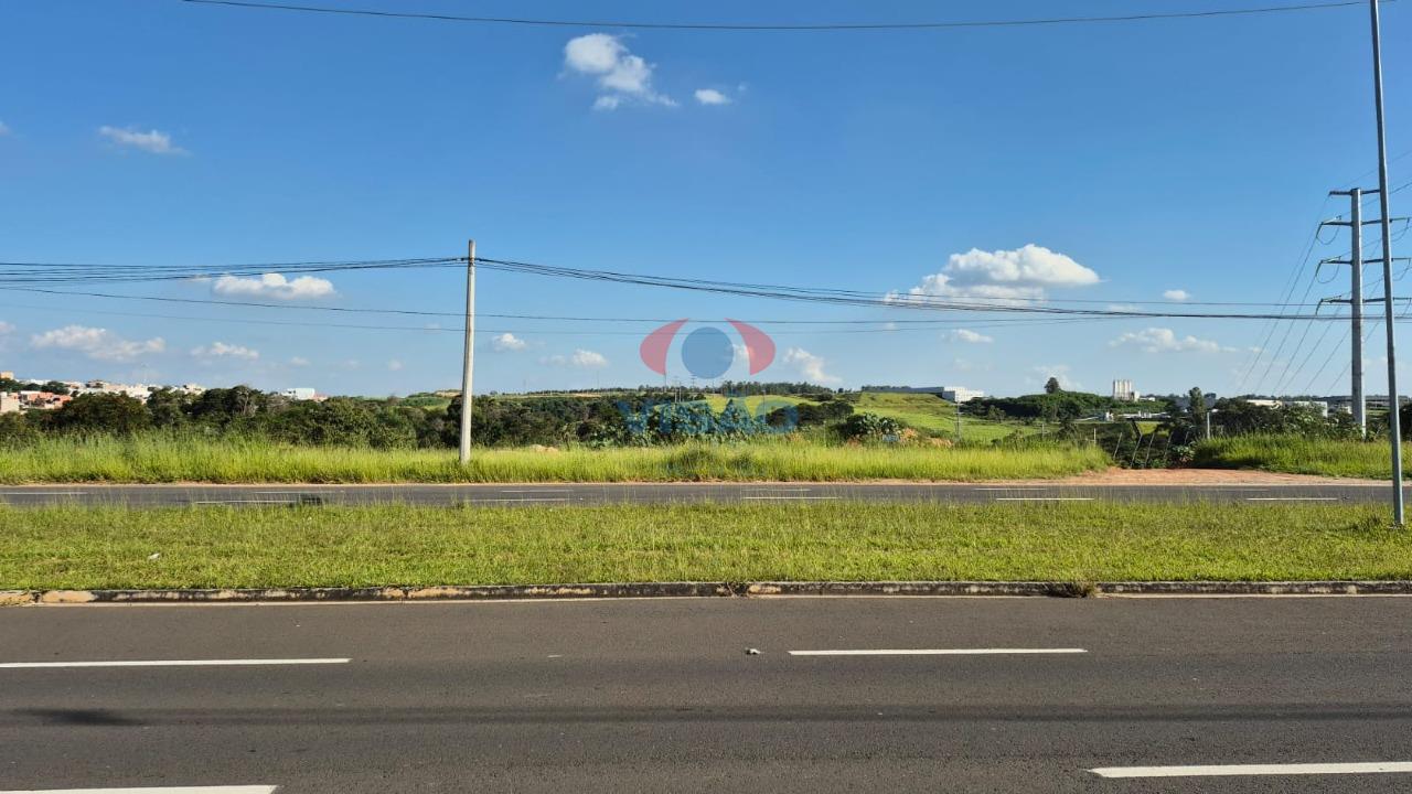 Terreno à venda no Jardim Bom Sucesso: 