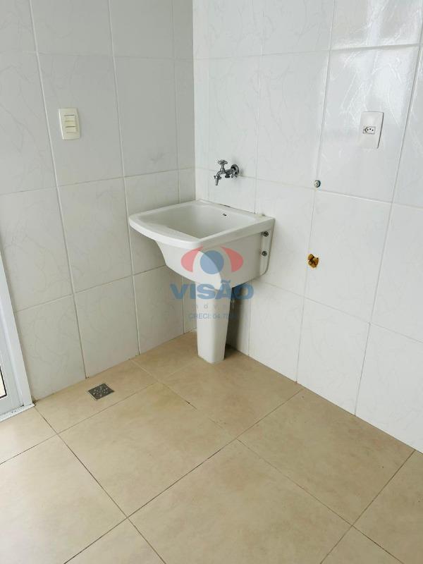 Casa em condomínio à venda no Chácara Belvedere: 