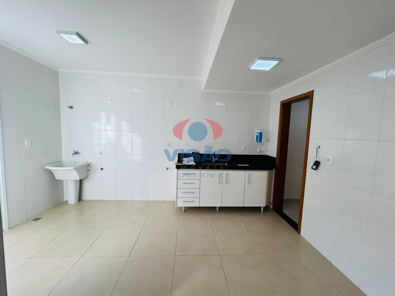 Casa em condomínio à venda no Chácara Belvedere: 