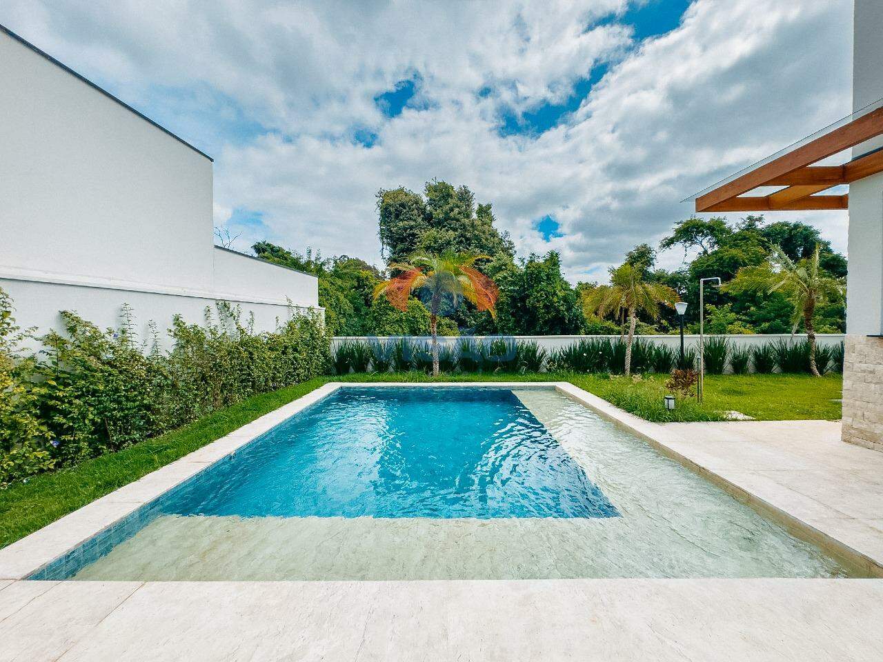 Casa em condomínio à venda no Jardim Santa Rita: 