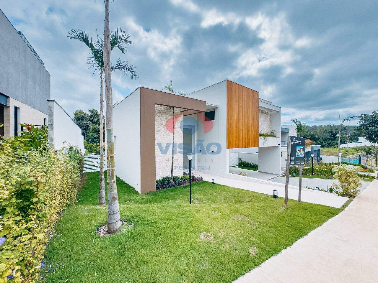 Casa em condomínio à venda no Jardim Santa Rita: 