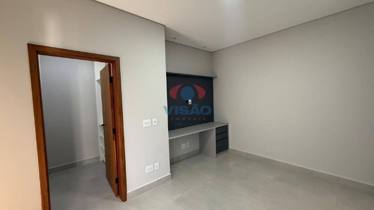 Casa em condomínio à venda no Jardim Mantova: