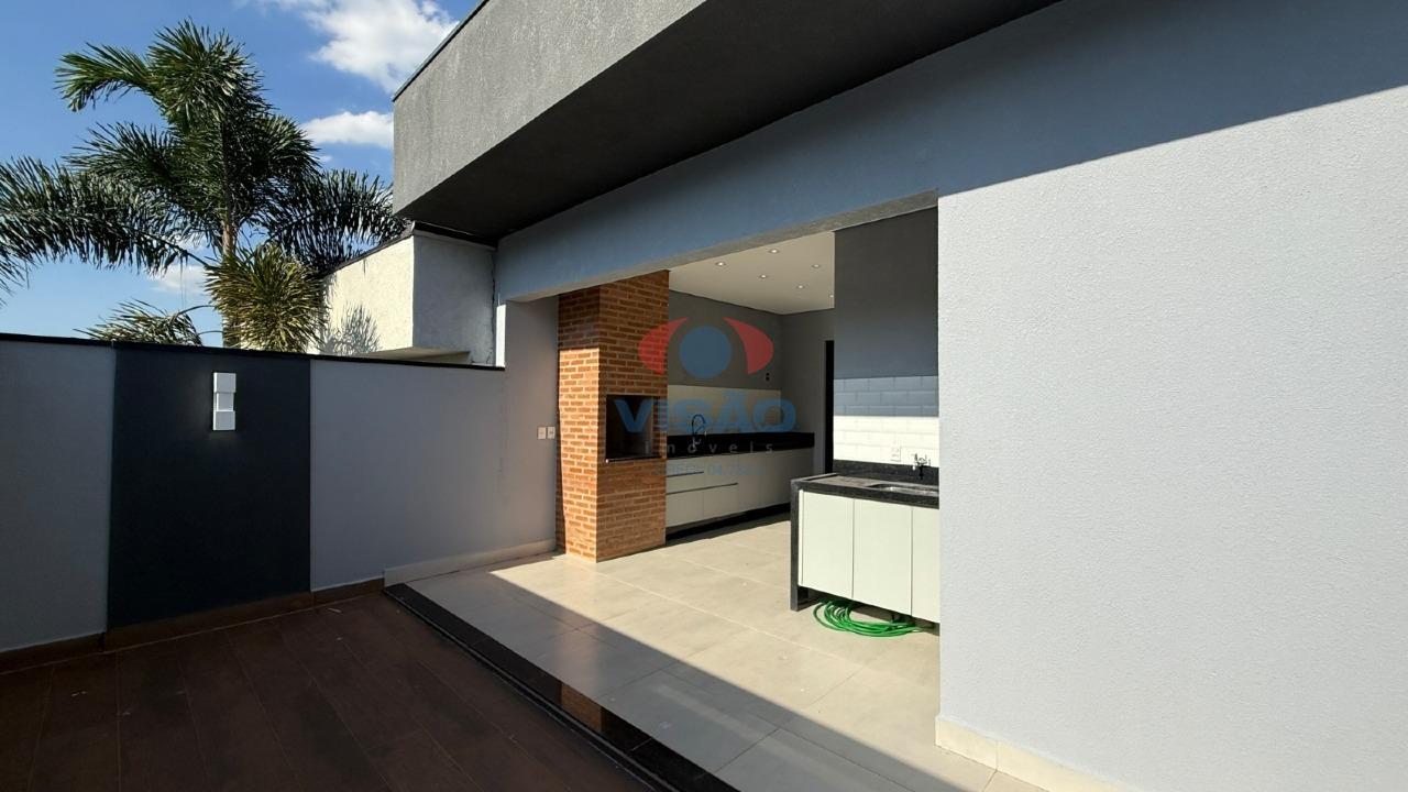 Casa em condomínio à venda no Jardim Mantova: ÁREA EXTERNA