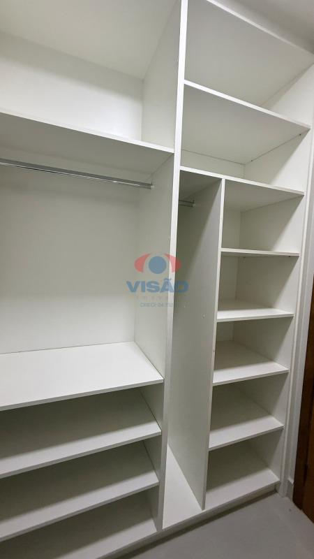 Casa em condomínio à venda no Jardim Mantova: CLOSET SUÍTE