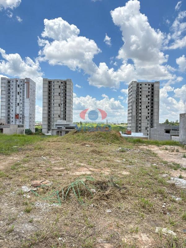 Terreno à venda no Jardim Bom Sucesso: 