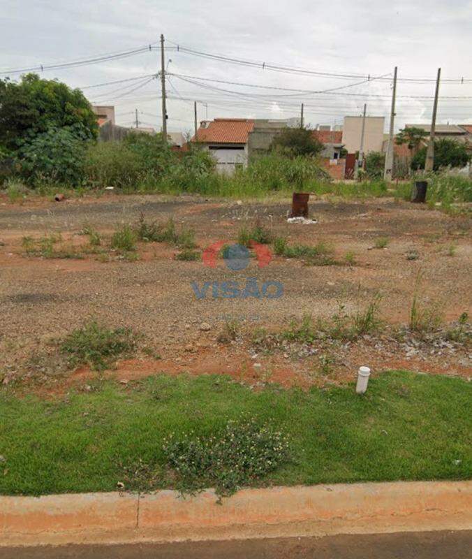 Terreno à venda no Loteamento Lírios dos Vales (Cardeal):