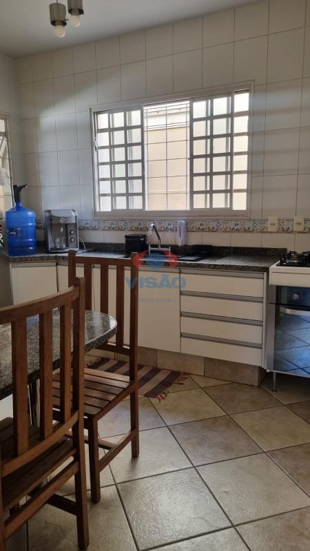 Casa à venda no Jardim Regente: 