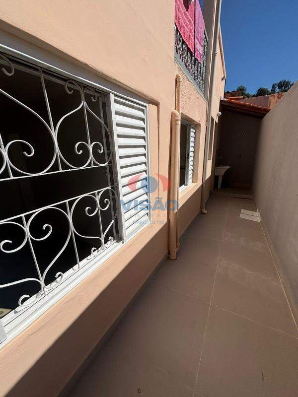 Casa para aluguel no Vila Sao José: 