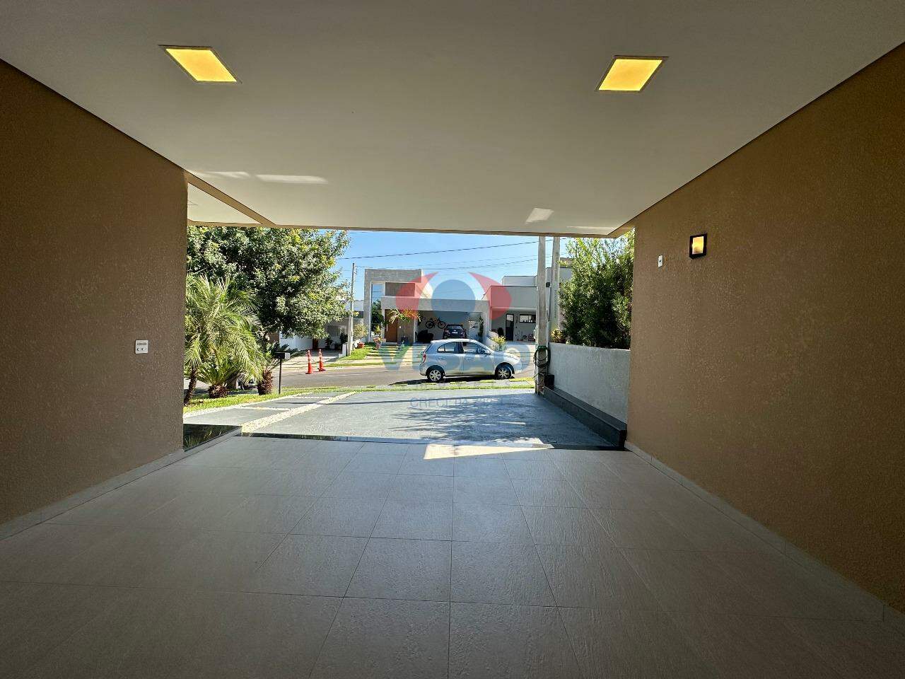Casa em condomínio para aluguel no Jardim Residencial Viena: 