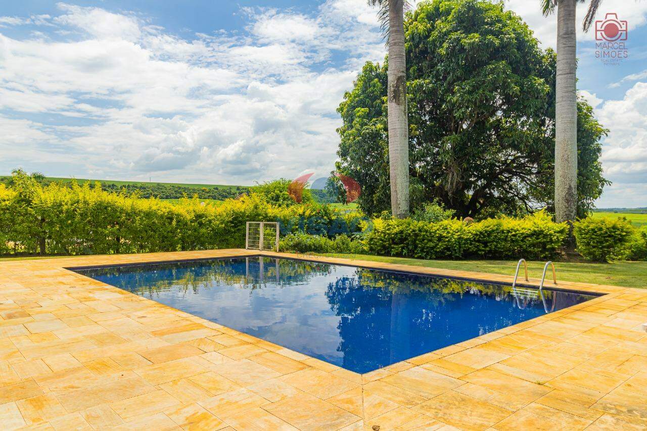 Casa em condomínio para aluguel no Terras de Santa Rosa II: 
