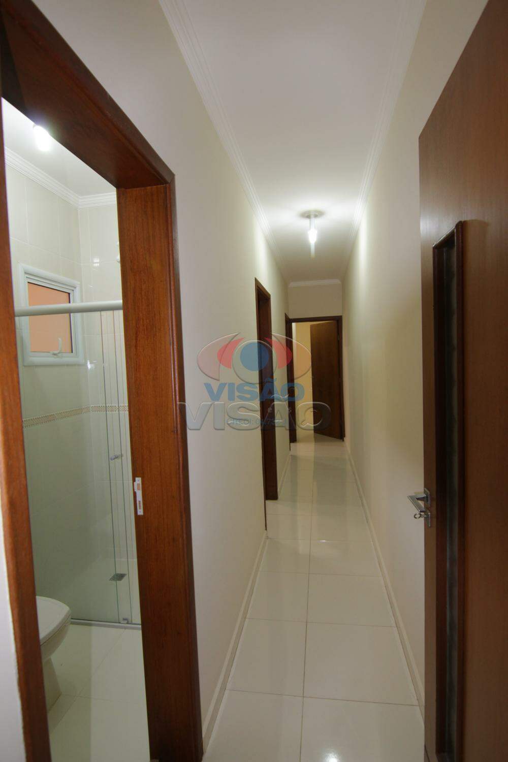Casa à venda no Centro: Banheiro / Corredor