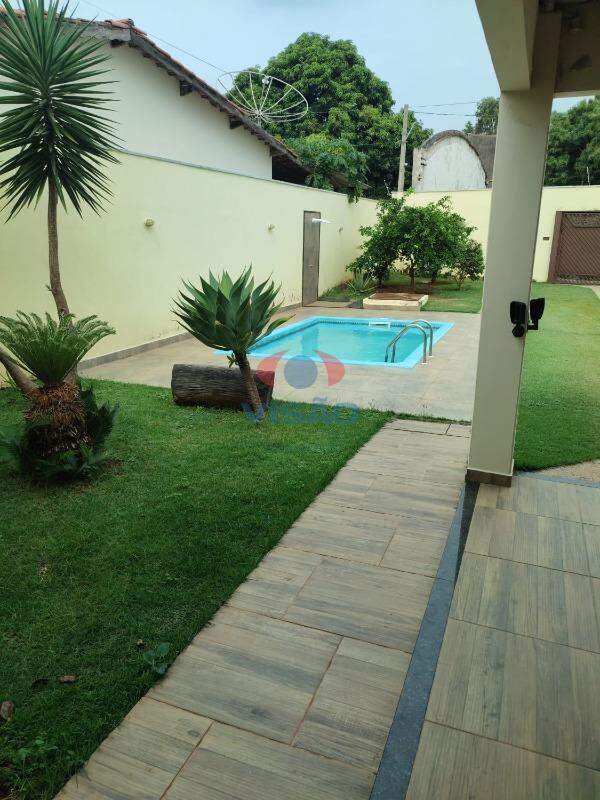 Casa para aluguel no Jardim Santa Cruz: 