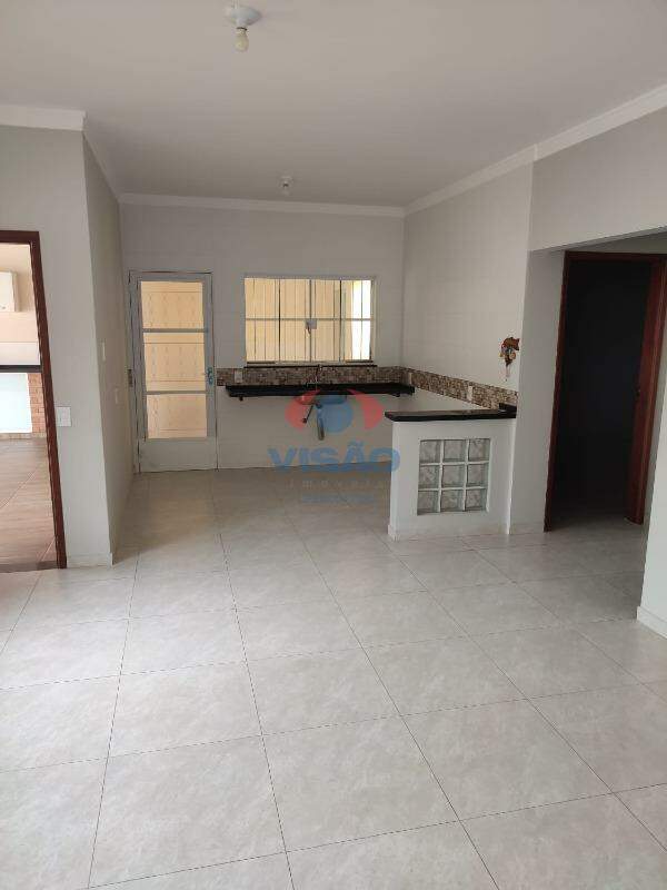 Casa para aluguel no Jardim Santa Cruz: 