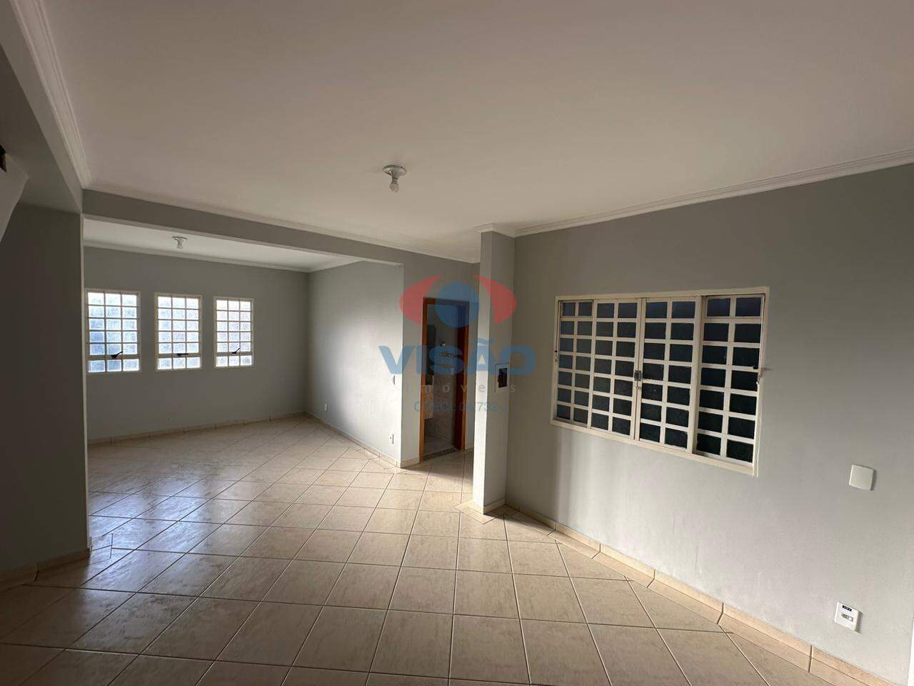 Casa em condomínio para aluguel no Portal das Acácias: 