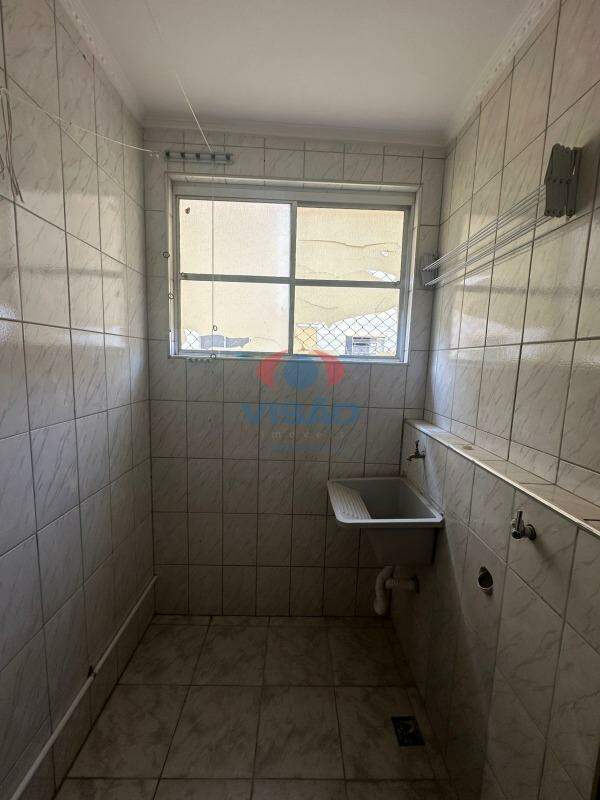 Apartamento para aluguel no Parque Residencial Indaia: 