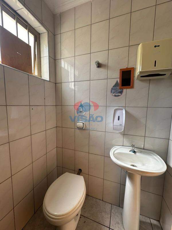 Salão para aluguel no Vila Vitória II: 
