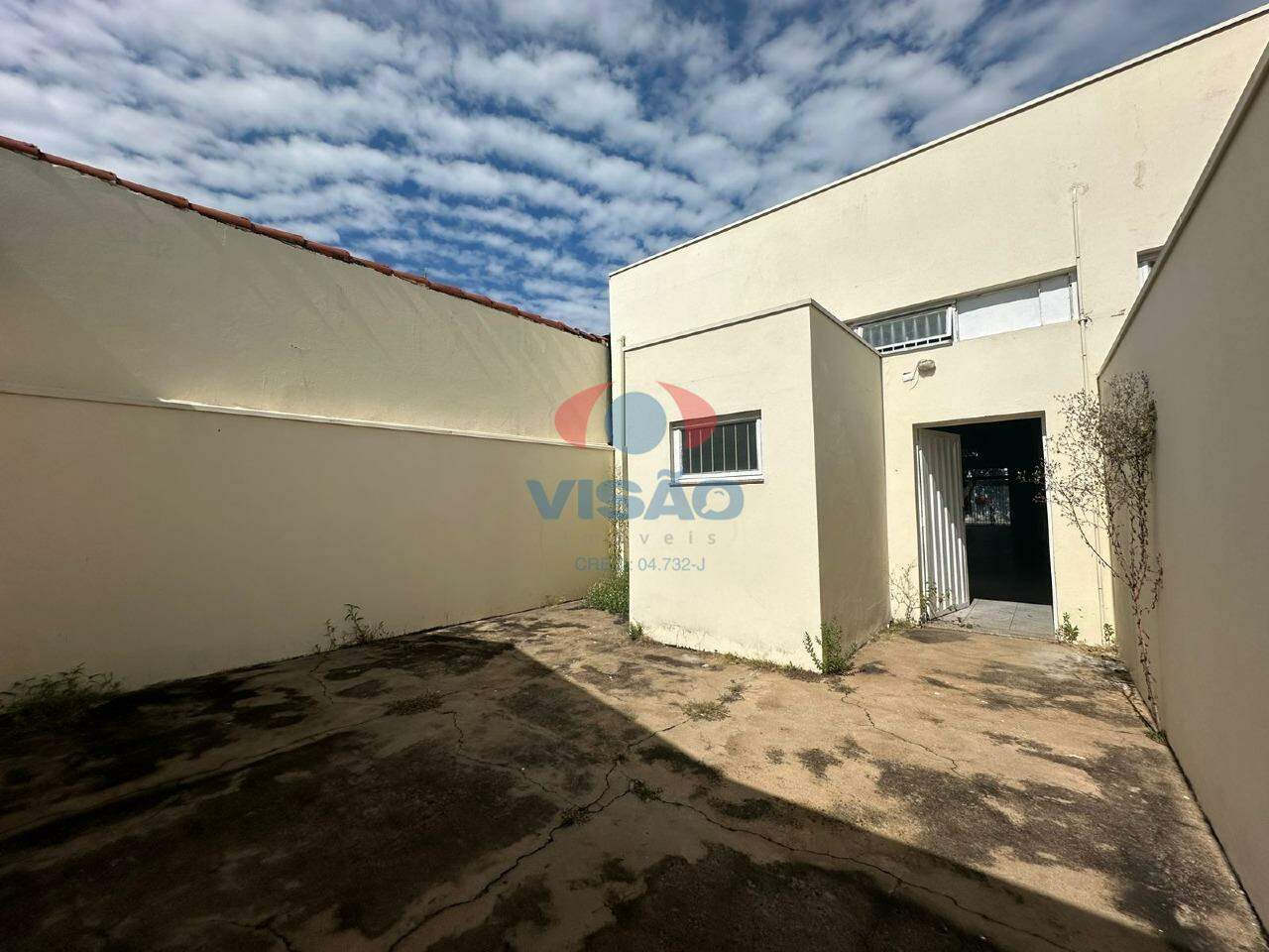 Salão para aluguel no Vila Vitória II: 