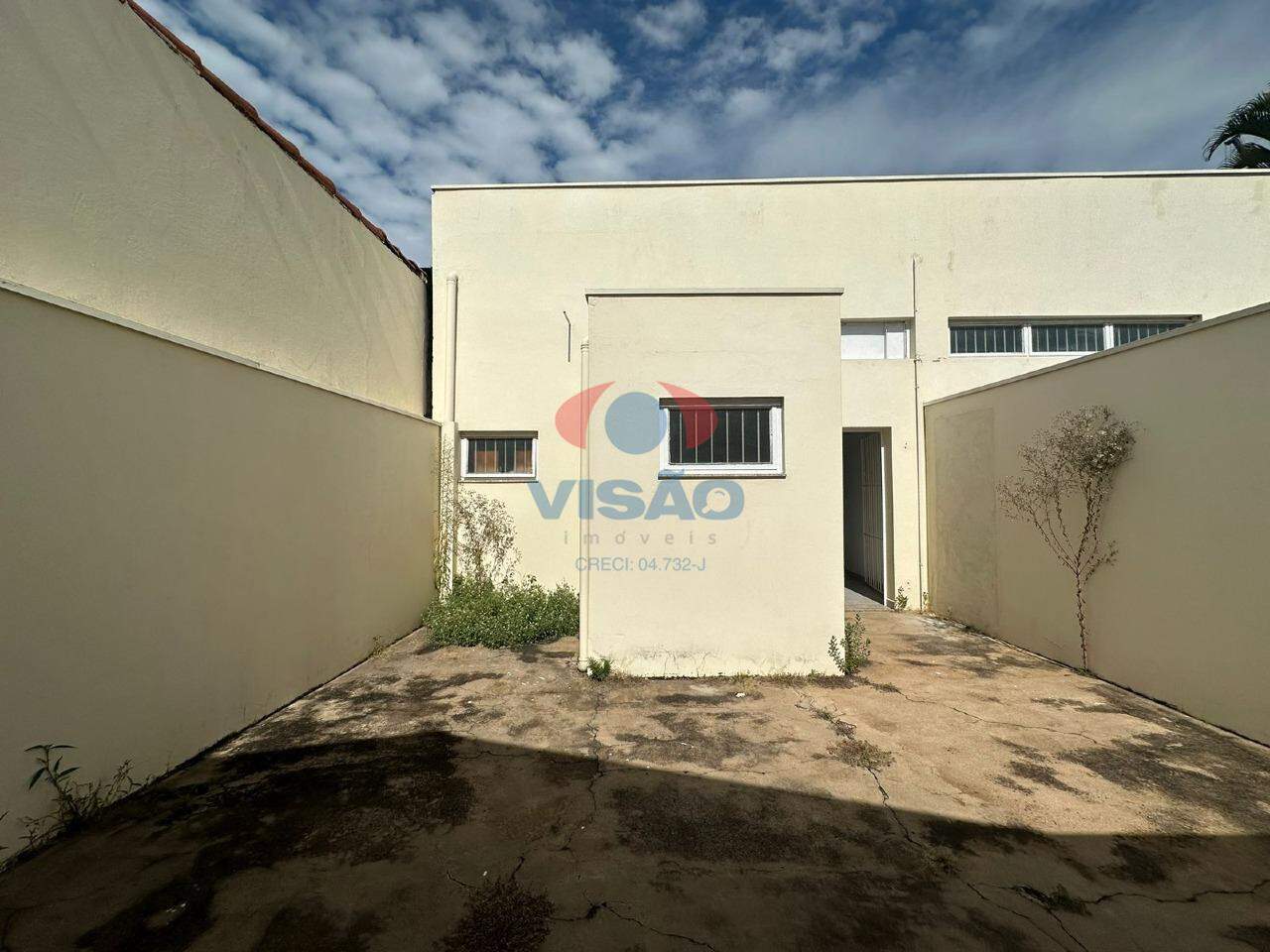 Salão para aluguel no Vila Vitória II: 
