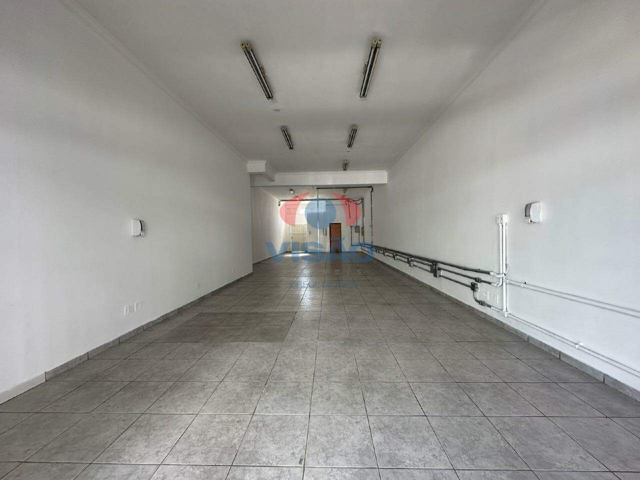 Salão para aluguel no Vila Vitória II: 