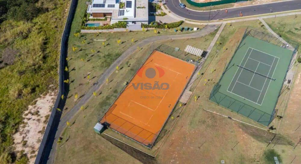 Terreno em condomínio à venda no Parque Villa dos Pinheiros: