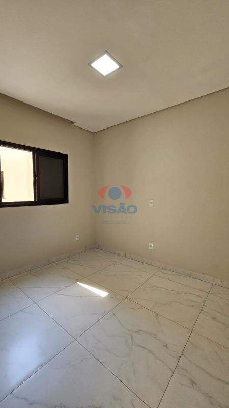 Casa à venda no Jardim Bom Sucesso: