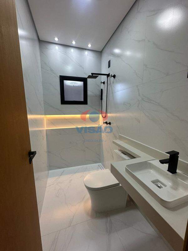 Casa à venda no Jardim Bom Sucesso: 