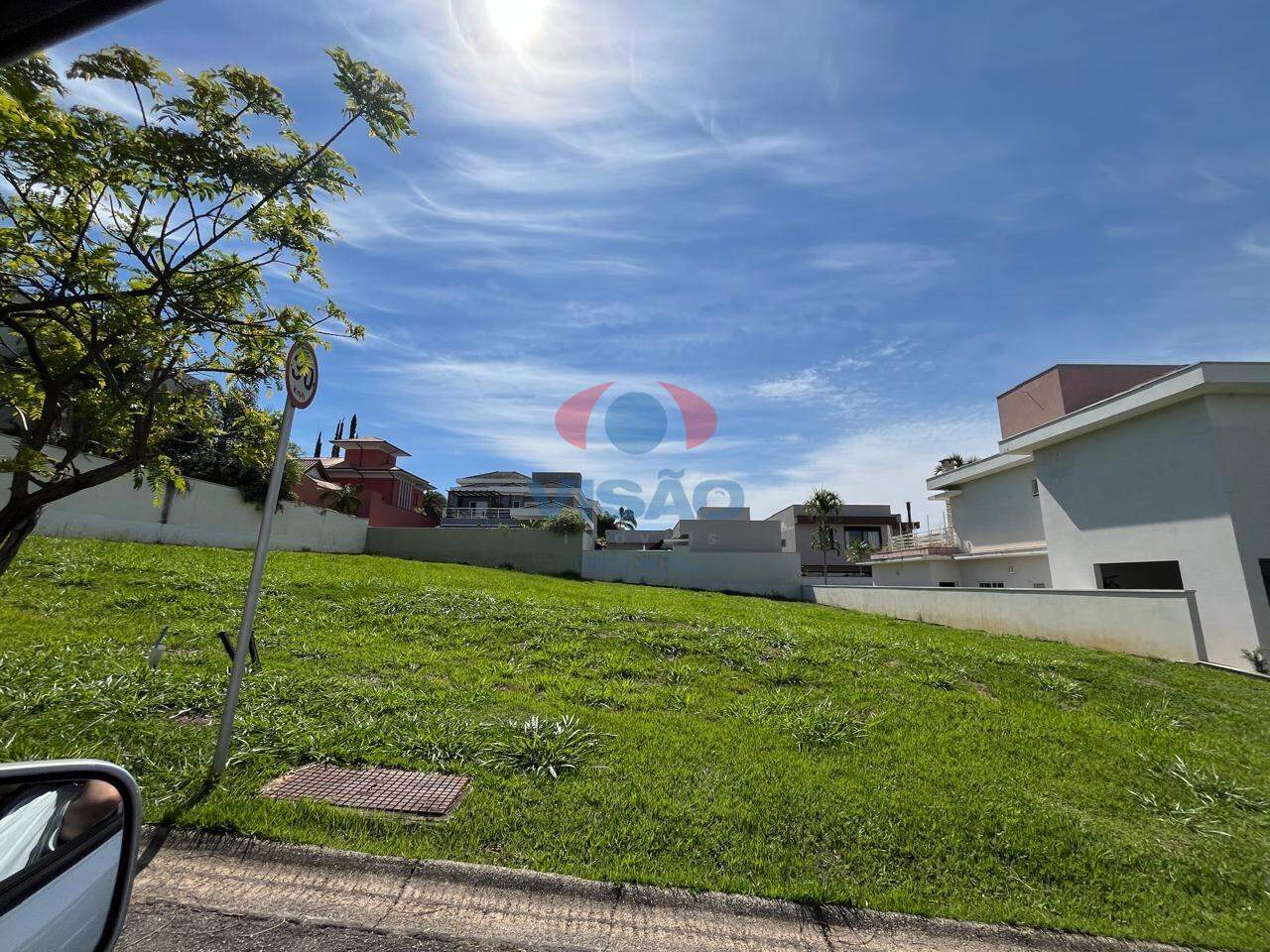 Terreno em condomínio à venda no Jardim Residencial Santa Clara: