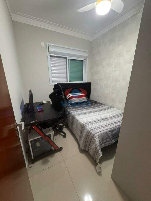 Casa em condomínio à venda no Jardins do Império: 