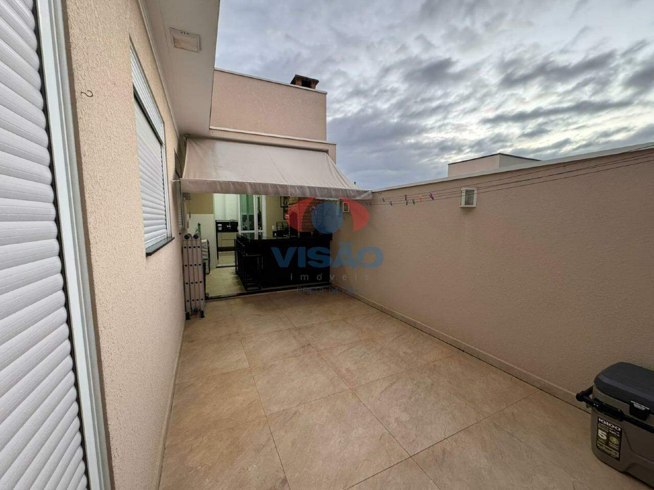 Casa em condomínio à venda no Jardins do Império: 