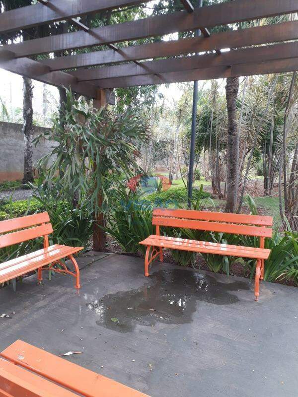 Casa em condomínio à venda no Vila Aurora: 