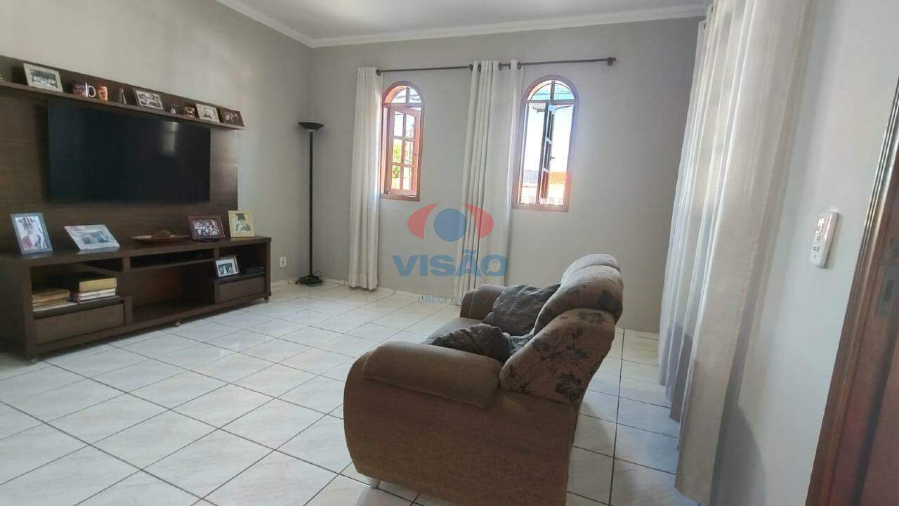 Casa à venda no Jardim do Sol: 