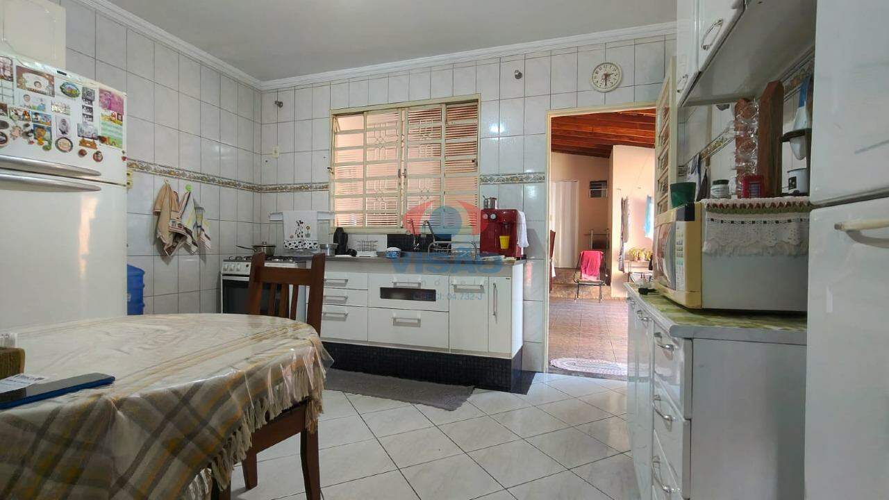 Casa à venda no Jardim do Sol: 