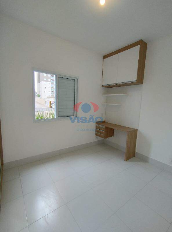 Apartamento à venda no Jardim Santiago: