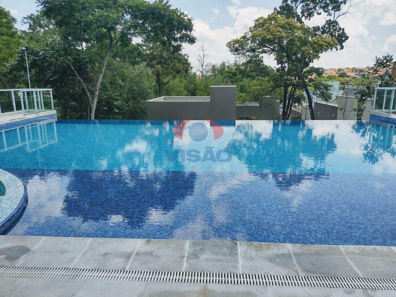 Apartamento à venda no Jardim Santiago: 