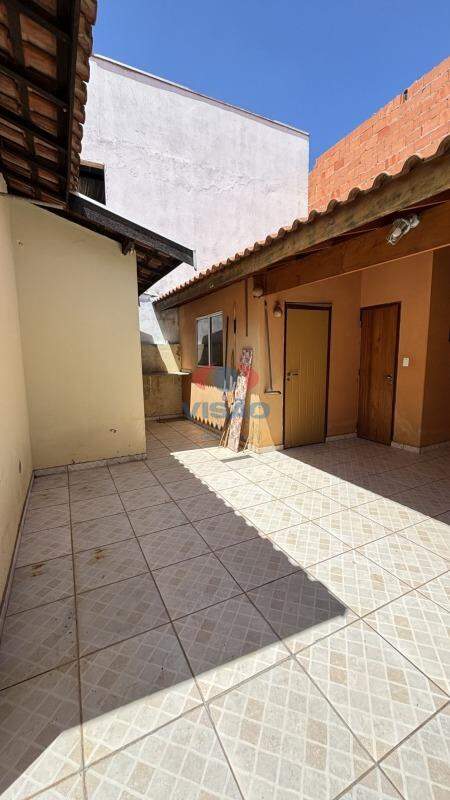 Casa à venda no Parque Campo Bonito: