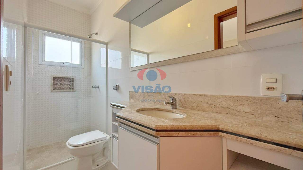 Casa em condomínio para aluguel no Jardim Portal de Itaici: 