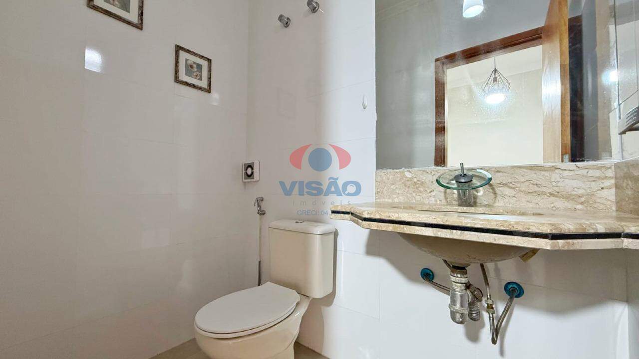 Casa em condomínio para aluguel no Jardim Portal de Itaici: 