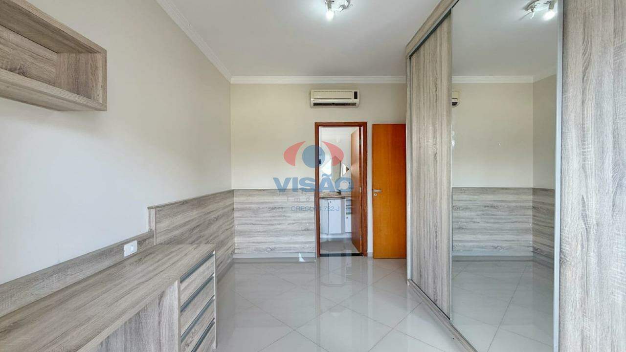 Casa em condomínio para aluguel no Jardim Portal de Itaici: 