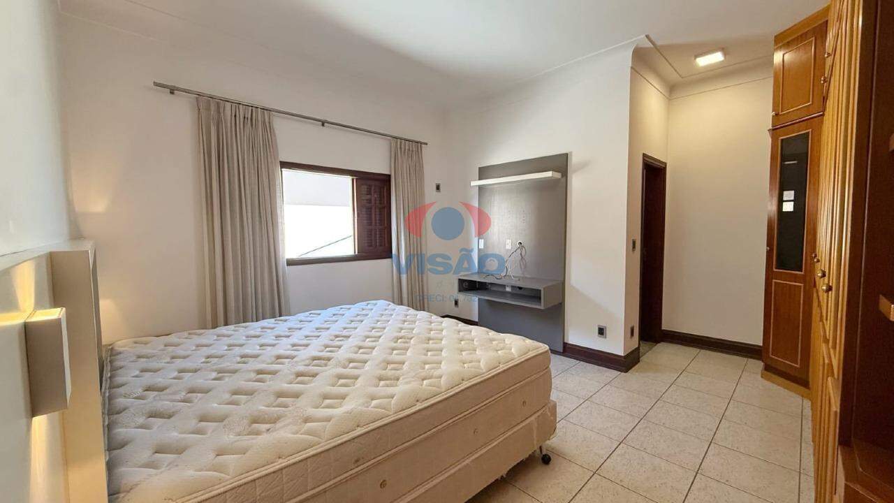 Casa em condomínio para aluguel no Aqui Se Vive: