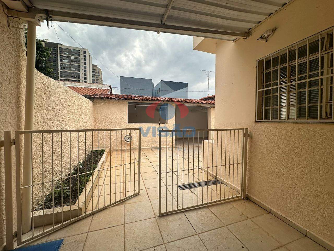 Casa para aluguel no Centro: 