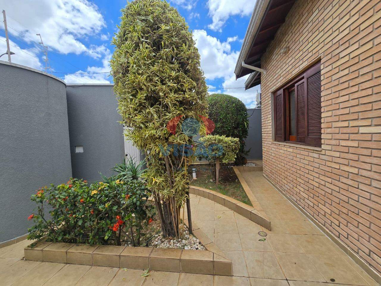 Casa à venda no Jardim Esplanada II: