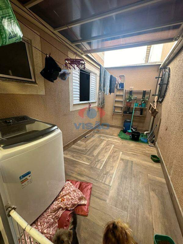 Apartamento para aluguel no Europark Comercial: 