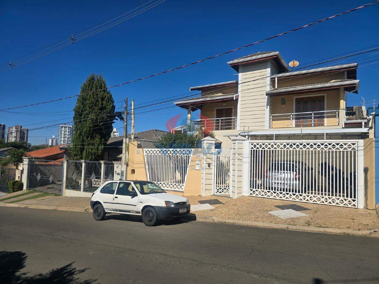 Casa - Sobrado à venda no Jardim Esplanada: 