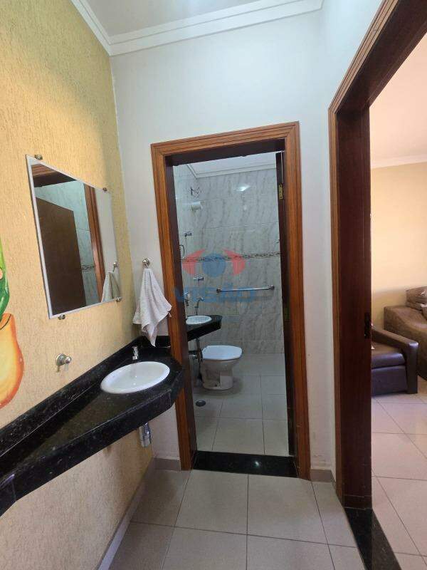 Casa - Sobrado à venda no Jardim Esplanada: 