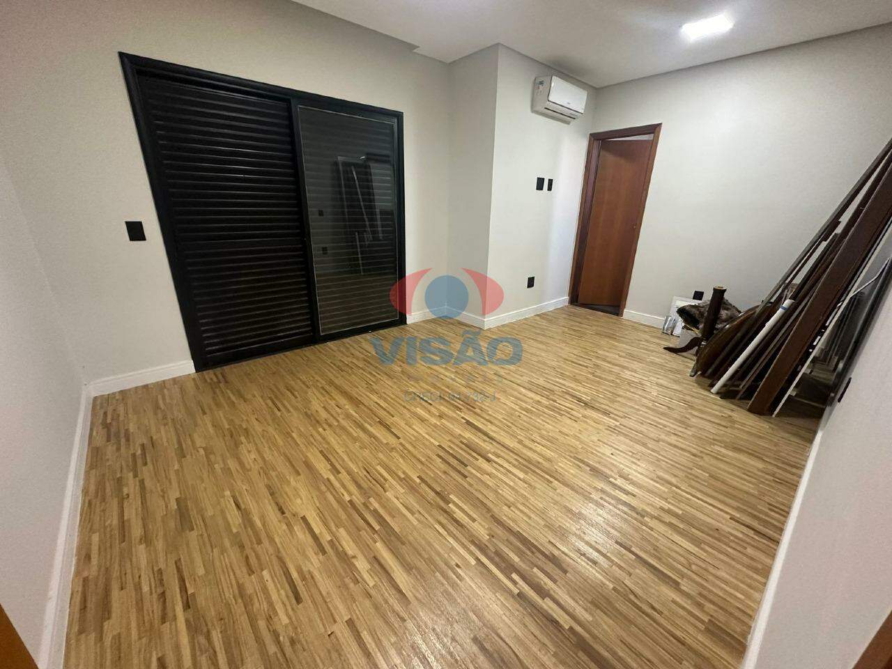 Casa em condomínio para aluguel no Jardim Quintas da Terracota: