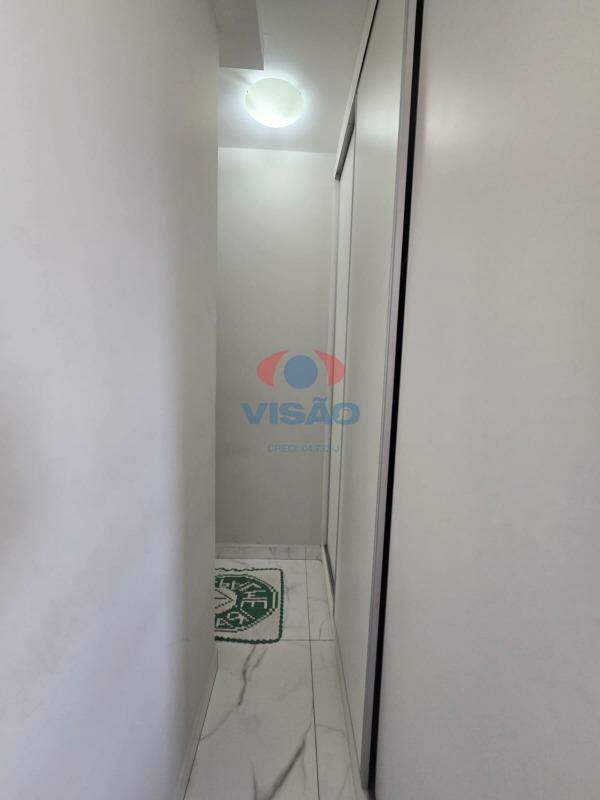 Apartamento à venda no Jardim Santiago: