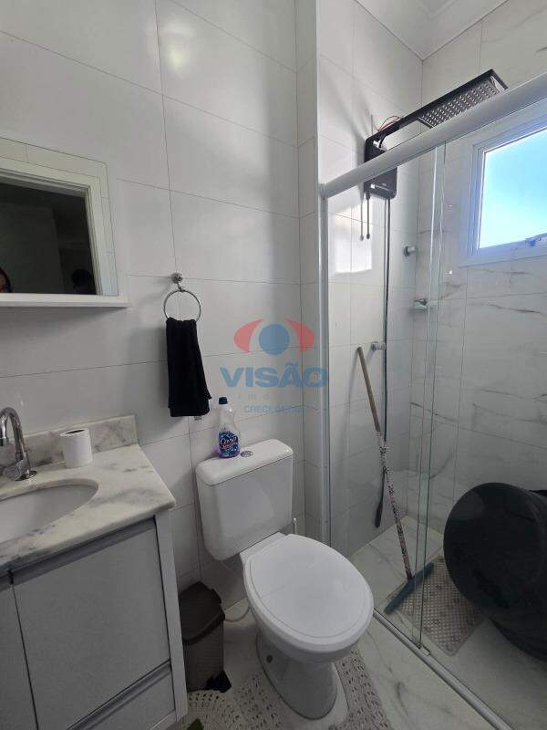 Apartamento à venda no Jardim Santiago:
