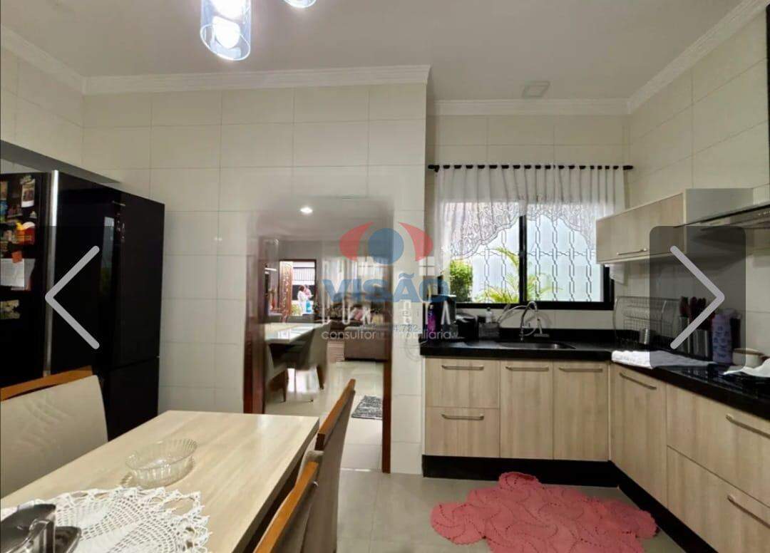 Casa à venda no Jardim Esplanada II: